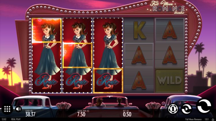 Full Moon Romance Thunderkick clone feature