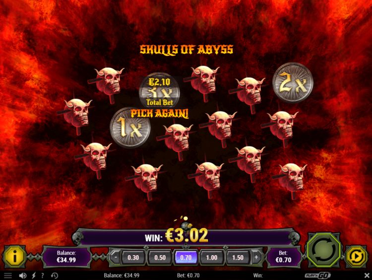 House of Doom slot Skulls of Abyss bonus