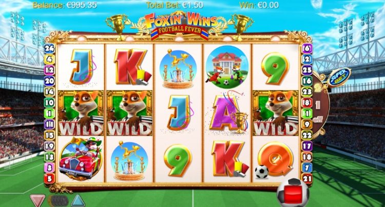 Foxin Wins Football Fever online slot