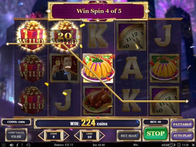 Holiday Season online slot win spin