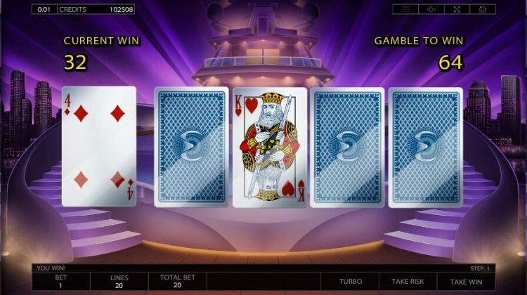 Luxury Life slot gamble feature