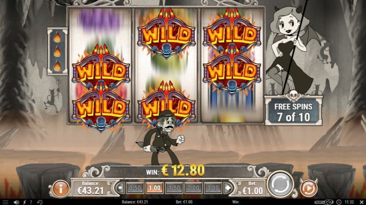 Charlie Chance in Hell To Pay online slot Free Spins