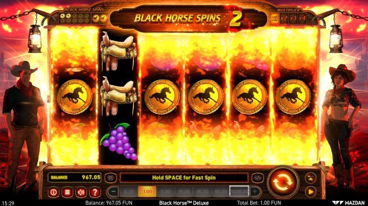 Black Horse Deluxe slot feature gameplay