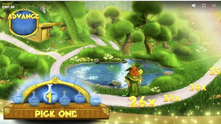 Lucky Wizard slot bonus gameplay